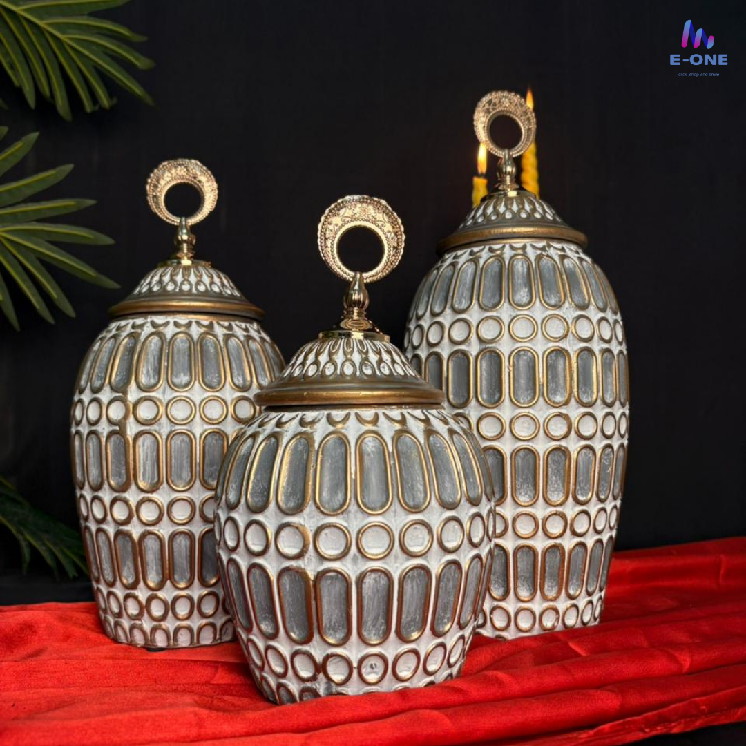 Noble Heritage Urns