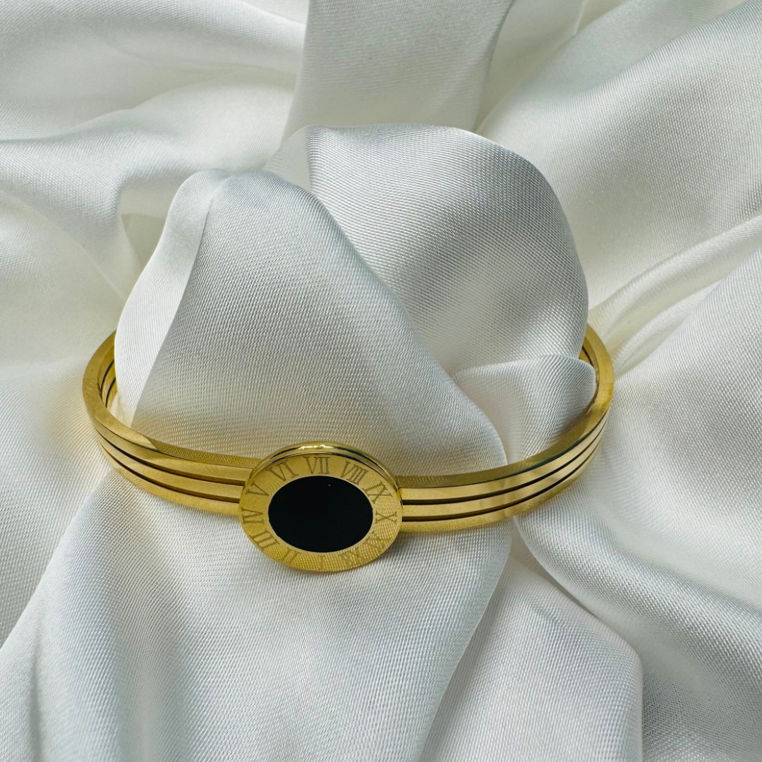 Moon Roman Black Bangle