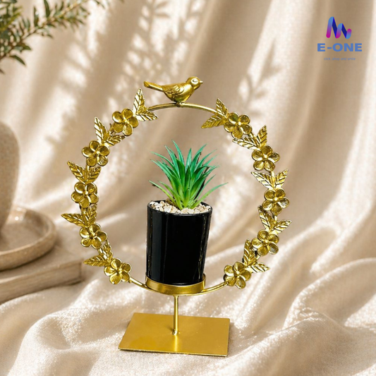Golden Circle Pot