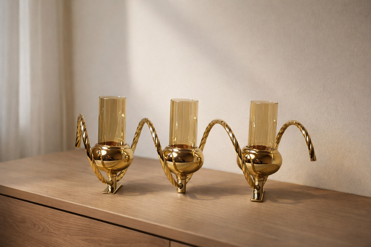 Golden Wave Triple Holder